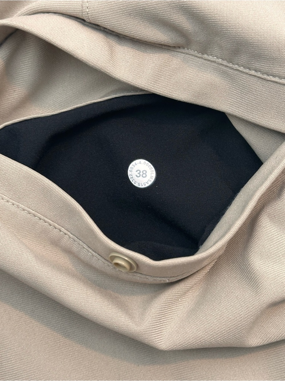 Lululemon Pants - Picture 7 of 8